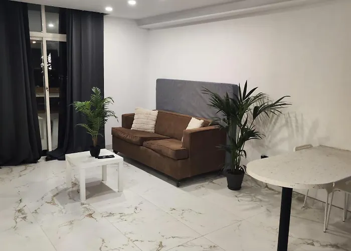 Paraisol Bmb * אדחה